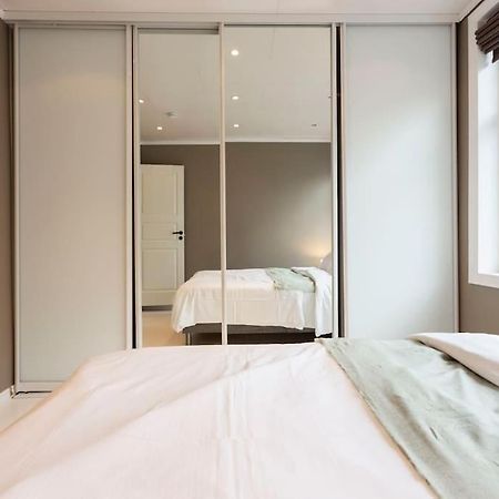 New! Modern Top Floor Apartment In Historic Area! Μπέργκεν Εξωτερικό φωτογραφία